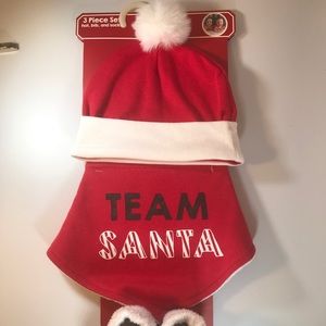 3 Piece Set- Hat, Bib, Socks “Team Santa”BRAND NEW